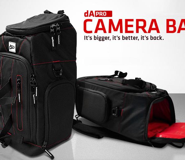 deviantart PRO Camera Bag